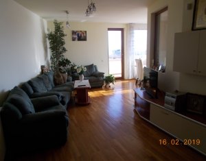 , 112m2 dans Cluj-napoca, zone Buna Ziua
