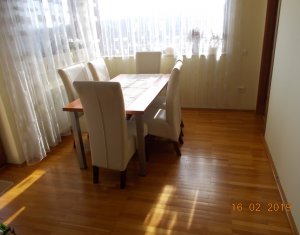 Appartement 4 chambres à vendre dans Cluj-napoca, zone Buna Ziua