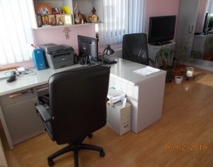 Appartement 4 chambres à vendre dans Cluj-napoca, zone Buna Ziua