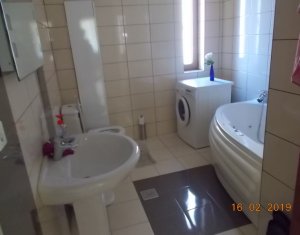 Appartement 4 chambres à vendre dans Cluj-napoca, zone Buna Ziua