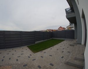Maison 4 chambres à louer dans Cluj-napoca, zone Europa