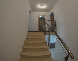 Maison 4 chambres à louer dans Cluj-napoca, zone Europa