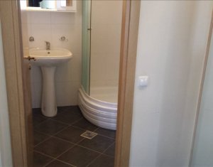 Maison 4 chambres à louer dans Cluj-napoca, zone Europa