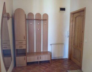Appartement 3 chambres à louer dans Cluj-napoca, zone Centru
