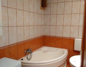 Appartement 3 chambres à louer dans Cluj-napoca, zone Centru
