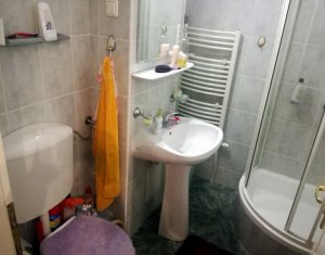 Lakás 4 szobák eladó on Cluj-napoca, Zóna Manastur