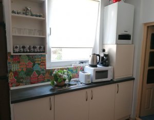 Appartement 3 chambres à louer dans Cluj-napoca, zone Centru