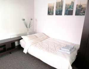 Appartement 3 chambres à louer dans Cluj-napoca, zone Centru