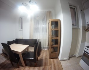 Appartement 3 chambres à louer dans Cluj-napoca, zone Centru