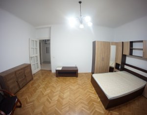 Appartement 3 chambres à louer dans Cluj-napoca, zone Centru