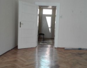 Bureau à louer dans Cluj-napoca, zone Centru