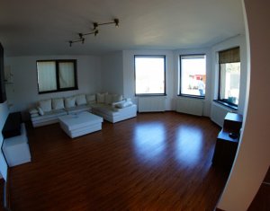 Maison 4 chambres à vendre dans Sannicoara