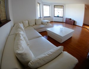 Maison 4 chambres à vendre dans Sannicoara