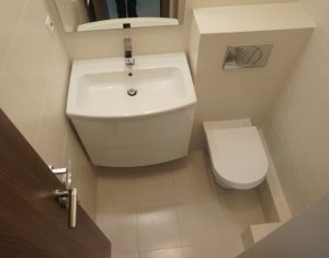 Appartement 3 chambres à louer dans Cluj-napoca, zone Centru