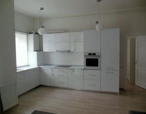 Appartement 3 chambres à louer dans Cluj-napoca, zone Manastur