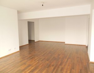 , 116m2 dans Cluj-napoca, zone Plopilor