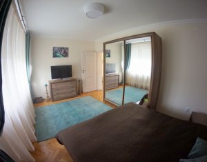 Lakás 4 szobák kiadó on Cluj-napoca, Zóna Centru