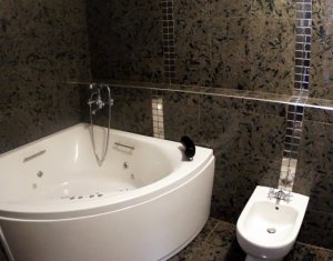 Appartement 3 chambres à louer dans Cluj-napoca, zone Zorilor