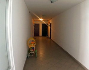 Appartement 3 chambres à louer dans Cluj-napoca, zone Zorilor