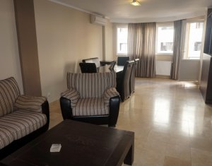 Appartement 3 chambres à louer dans Cluj-napoca, zone Zorilor