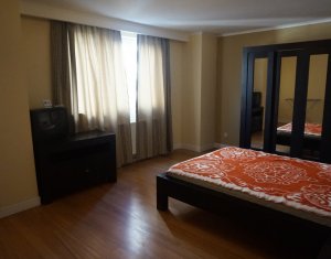 Appartement 3 chambres à louer dans Cluj-napoca, zone Zorilor