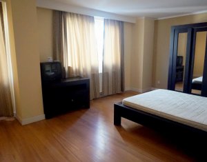 Appartement 3 chambres à louer dans Cluj-napoca, zone Zorilor