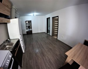 Appartement 3 chambres à louer dans Cluj-napoca, zone Floresti