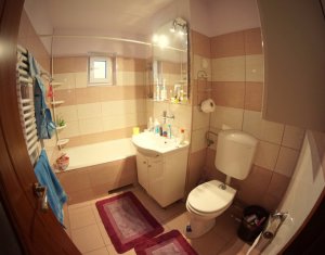 Appartement 4 chambres à louer dans Cluj-napoca, zone Marasti