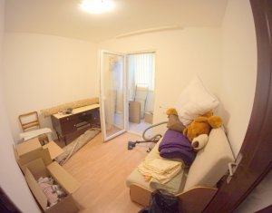 Appartement 4 chambres à louer dans Cluj-napoca, zone Marasti