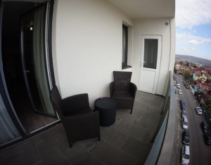 Appartement 3 chambres à louer dans Cluj-napoca, zone Marasti