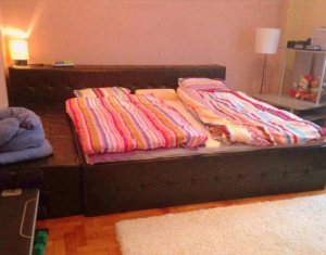 Appartement 3 chambres à louer dans Cluj-napoca, zone Centru