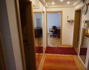 Appartement 3 chambres à louer dans Cluj-napoca, zone Zorilor