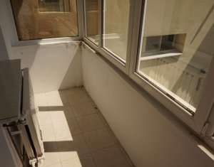 Appartement 3 chambres à louer dans Cluj-napoca, zone Zorilor