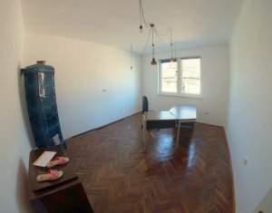 Iroda kiadó, 47m2 on Cluj-napoca, Zóna Centru