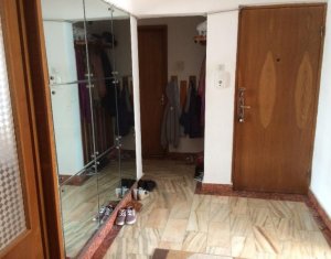 Appartement 3 chambres à louer dans Cluj-napoca, zone Centru