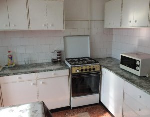Appartement 3 chambres à louer dans Cluj-napoca, zone Centru