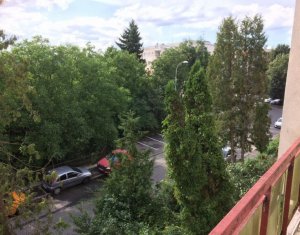 Appartement 3 chambres à louer dans Cluj-napoca, zone Centru