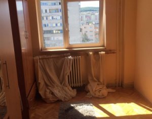 Appartement 3 chambres à louer dans Cluj-napoca, zone Manastur