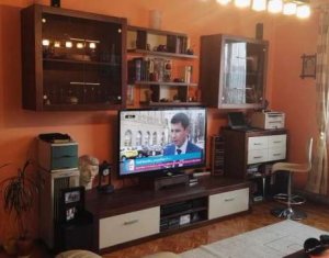 Appartement 3 chambres à louer dans Cluj-napoca, zone Centru