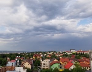 Appartement 3 chambres à louer dans Cluj-napoca, zone Zorilor