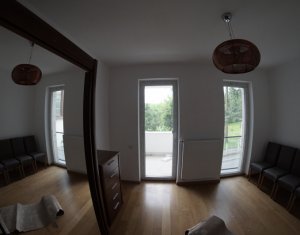 Appartement 3 chambres à louer dans Cluj-napoca, zone Zorilor