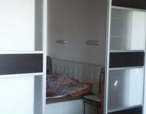 Appartement 3 chambres à louer dans Cluj-napoca, zone Plopilor