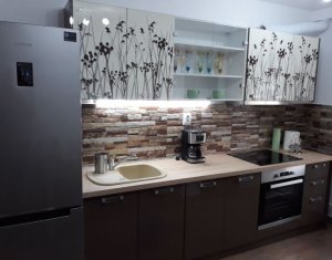 Appartement 3 chambres à louer dans Cluj-napoca, zone Zorilor