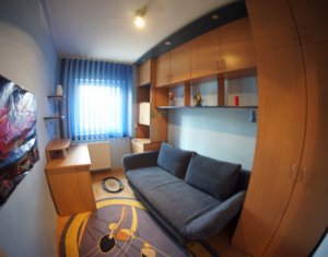 Appartement 3 chambres à louer dans Cluj-napoca, zone Manastur
