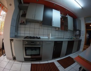 Appartement 3 chambres à louer dans Cluj-napoca, zone Manastur