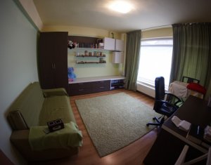 Appartement 3 chambres à louer dans Cluj-napoca, zone Buna Ziua