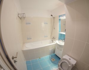 Appartement 3 chambres à louer dans Cluj-napoca, zone Marasti