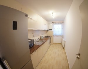 Appartement 3 chambres à louer dans Cluj-napoca, zone Marasti