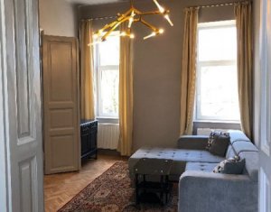 Appartement 3 chambres à louer dans Cluj-napoca, zone Centru