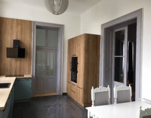 Appartement 3 chambres à louer dans Cluj-napoca, zone Centru